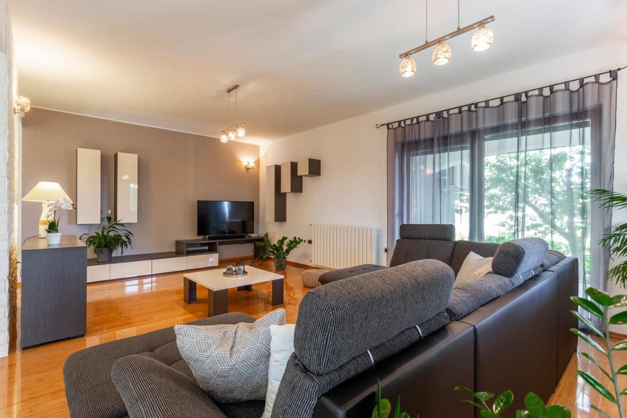 Villa Anavi Bicici Ngoại thất bức ảnh