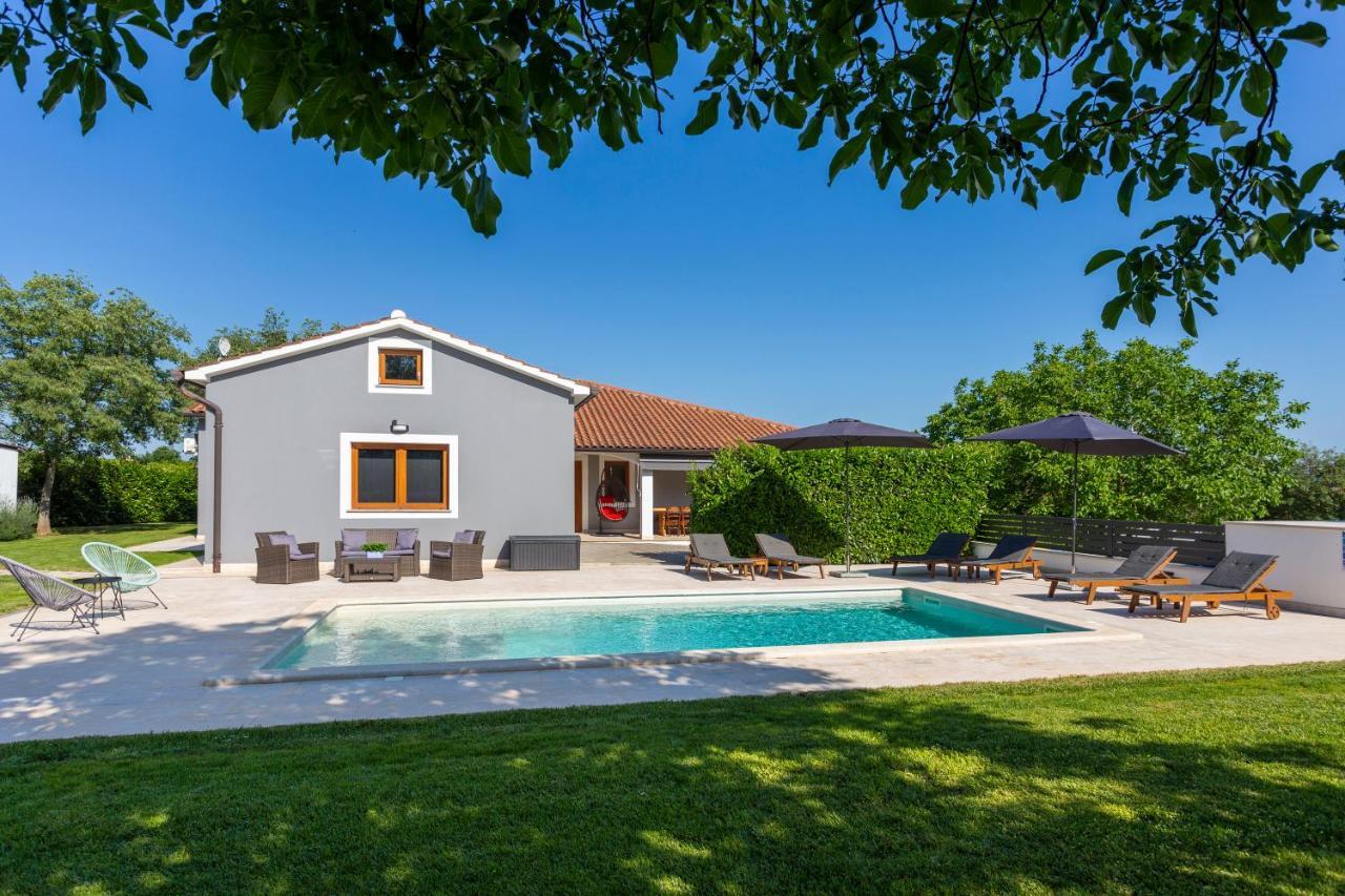 Villa Anavi Bicici Ngoại thất bức ảnh