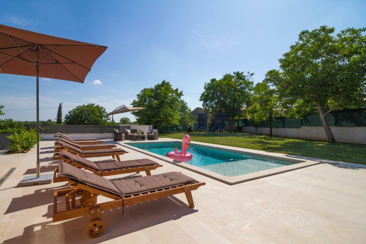 Villa Anavi Bicici Ngoại thất bức ảnh
