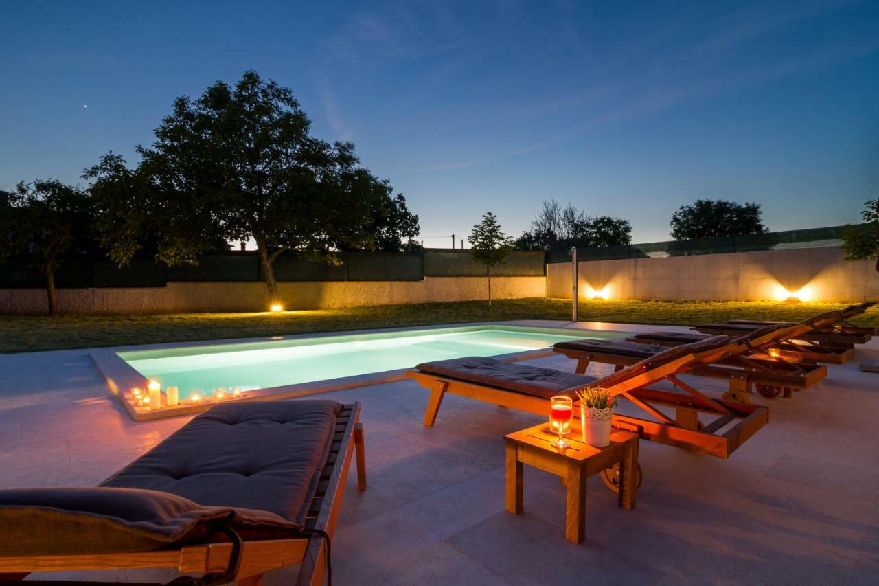 Villa Anavi Bicici Ngoại thất bức ảnh